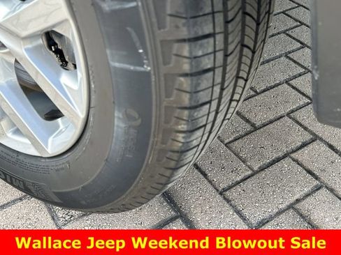 Certified 2023 Jeep Grand Cherokee L Limited image 14