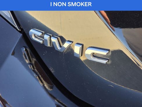 Used 2018 Honda Civic EX-L image 11