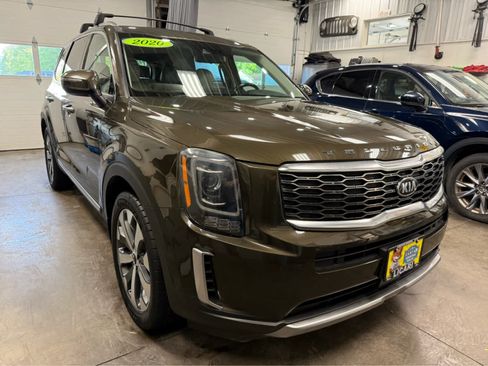 Used 2020 Kia Telluride S AWD/4WD image 3