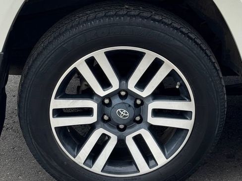 Used 2019 Toyota 4Runner 4WD image 45