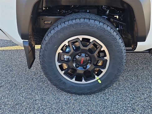New 2026 Toyota Tacoma 4x4 Double Cab image 5