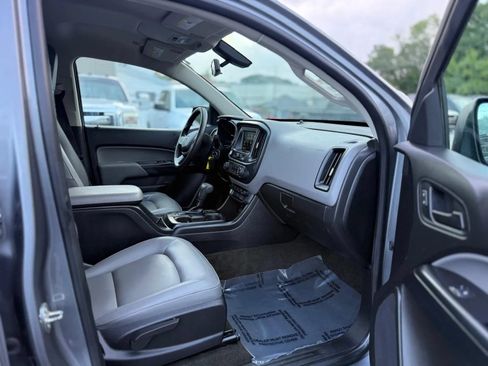 Used 2019 Chevrolet Colorado W/T w/ LPO, Power Package AWD/4WD image 12
