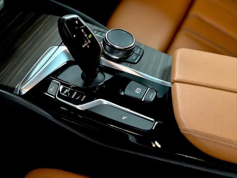 Used 2019 BMW 540i xDrive w/ Convenience Package image 30