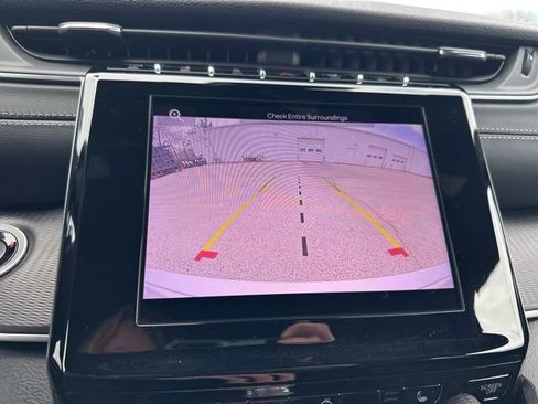 Used 2025 Jeep Grand Cherokee Altitude image 28