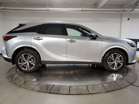 Used 2024 Lexus RX 350 Premium w/ Accessory Package (Z1) image 9