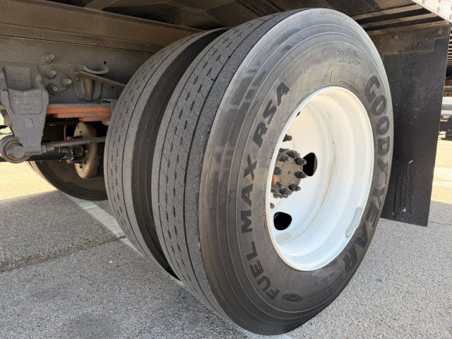 Used 2023 Ford F650 2WD Regular Cab Super Duty image 7