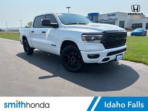 Used 2024 RAM 1500 Laramie AWD/4WD image 1