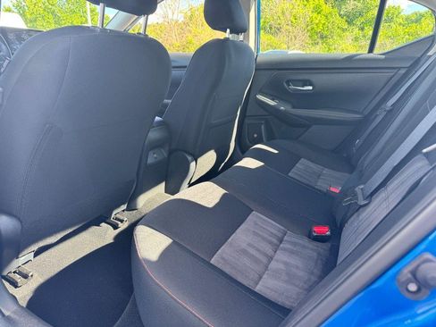 Used 2024 Nissan Sentra SR FWD image 12