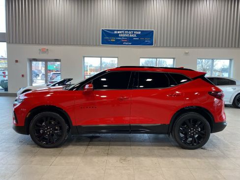Used 2022 Chevrolet Blazer RS w/ Enhanced Convenience Package image 2