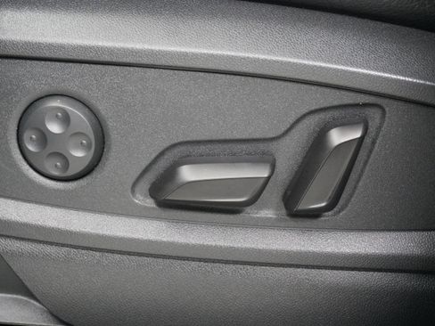 Used 2019 Audi Q5 2.0T Premium Plus w/ Premium Plus Package image 13