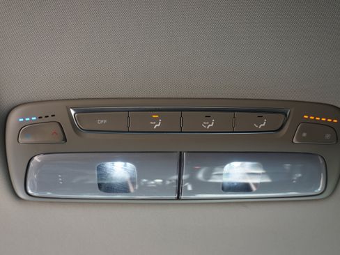 Used 2020 Kia Telluride S FWD image 15