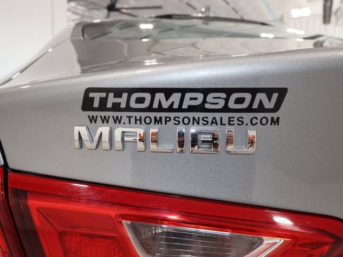 Used 2024 Chevrolet Malibu LT FWD image 34