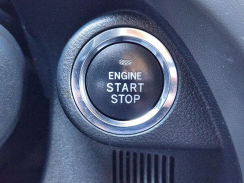 Used 2024 Subaru Crosstrek 2.0i Premium AWD/4WD image 17