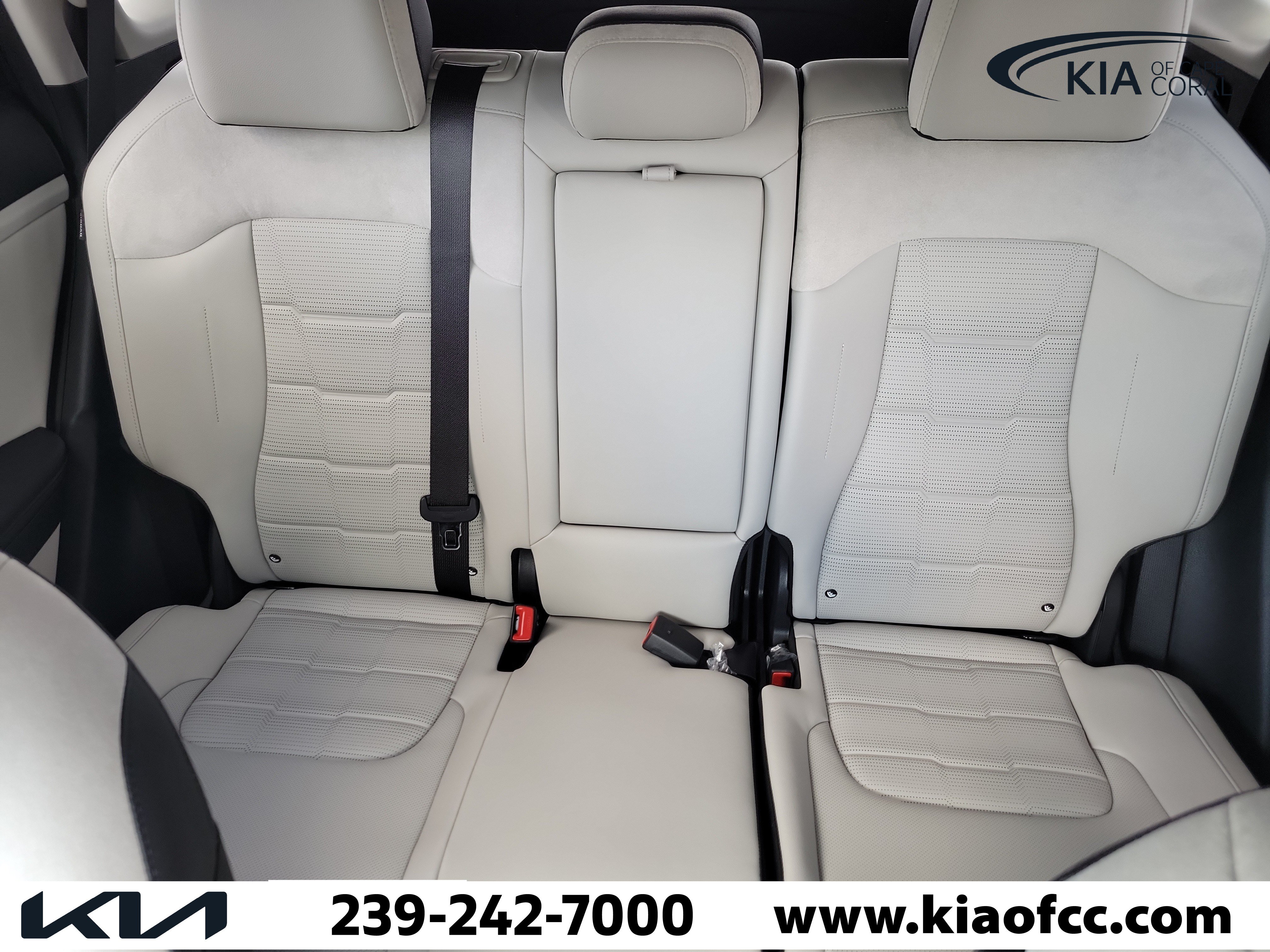 New 2027 Kia Sportage SX FWD image 30