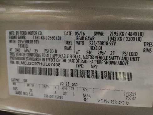 Used 2017 Lincoln MKC Select w/ Select Plus Package FWD image 33