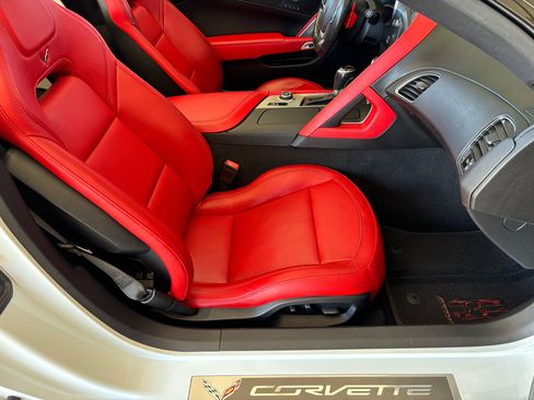 Used 2019 Chevrolet Corvette Grand Sport w/ Z07 Performance Package image 28