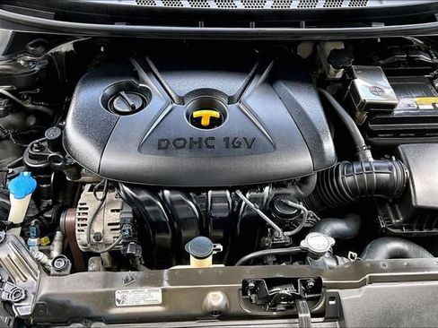 Used 2013 Hyundai Elantra GLS FWD image 9