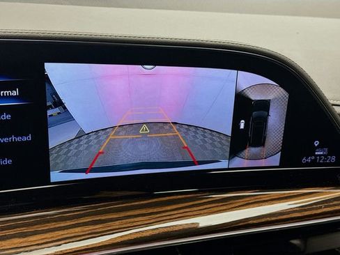 Used 2024 Cadillac Escalade Luxury image 16
