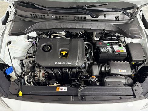 Used 2021 Hyundai Kona SE image 22