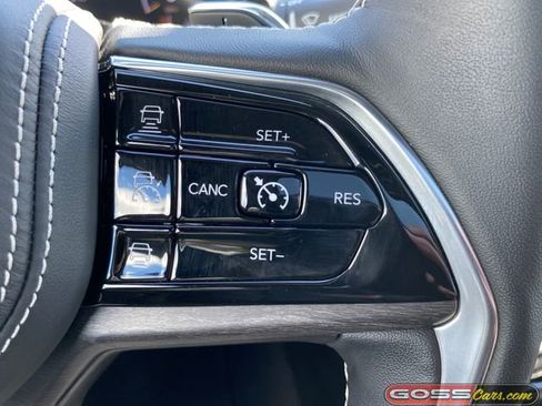 Certified 2022 Jeep Grand Cherokee Overland AWD/4WD image 19