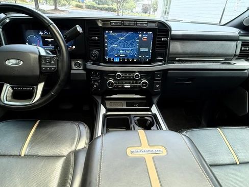 Used 2023 Ford F250 Platinum AWD/4WD image 31