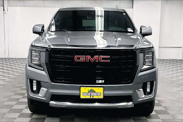 Used 2023 GMC Yukon XL SLT w/ SLT Premium Package AWD/4WD image 4