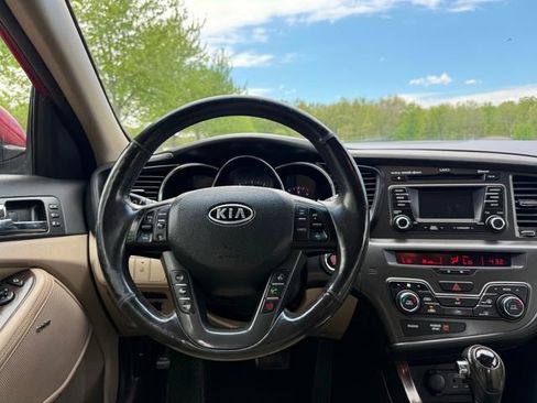 Used 2012 Kia Optima EX w/ Premium Pkg FWD image 9
