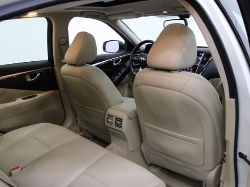 Used 2018 INFINITI Q50 Luxe image 23
