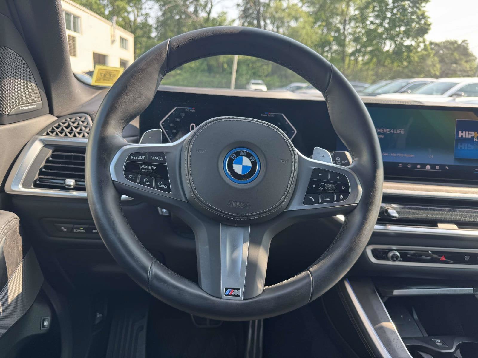 Used 2025 BMW X5 xDrive50e w/ M Sport Package AWD/4WD image 16