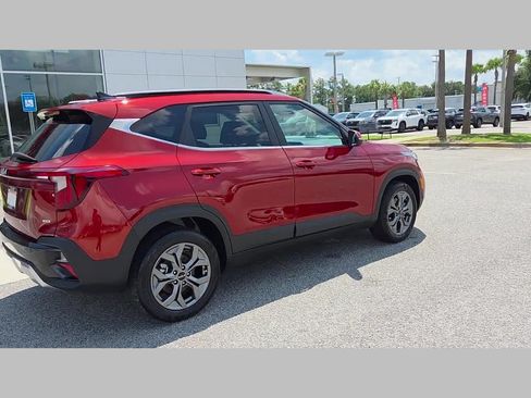 Used 2024 Kia Seltos S AWD/4WD image 34