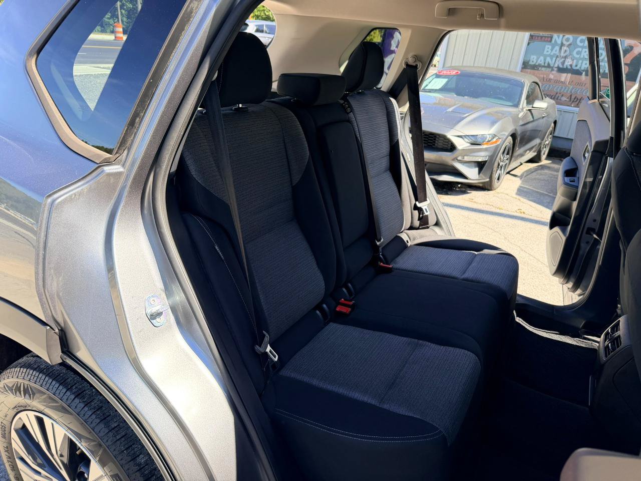 Used 2021 Nissan Rogue SV FWD image 14