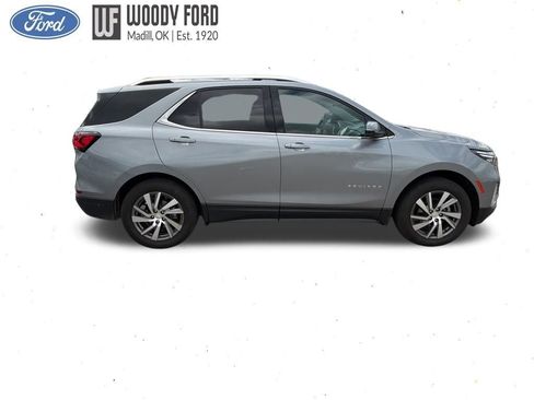 Used 2023 Chevrolet Equinox Premier AWD/4WD image 7