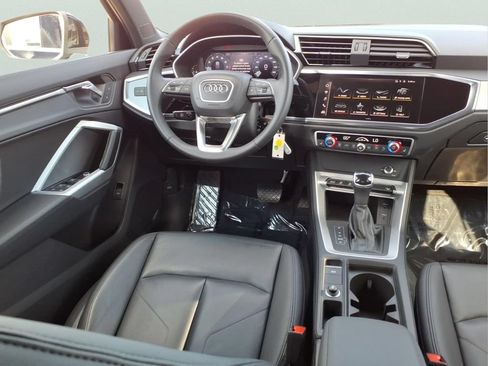 Used 2025 Audi Q3 2.0T Premium AWD/4WD image 6