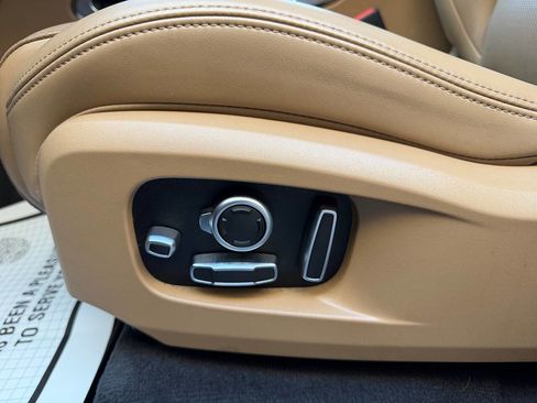 Used 2022 Jaguar F-PACE S image 17