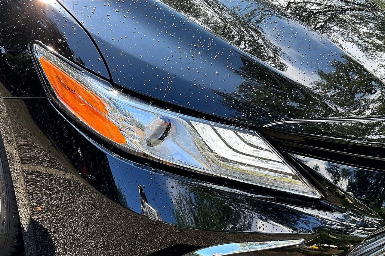 Used 2024 Toyota Camry XLE FWD image 31