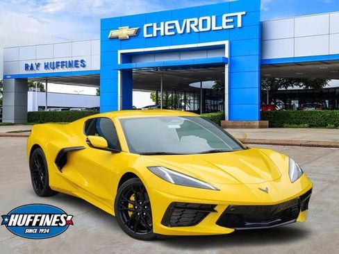 New 2026 Chevrolet Corvette Stingray Preferred Cpe image 2