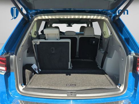 New 2025 Volkswagen Atlas SEL Premium R-Line image 17