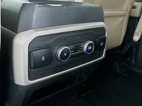 Used 2022 Ford Expedition Max XLT RWD image 27