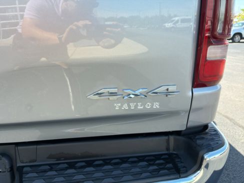 Used 2022 RAM 1500 Laramie AWD/4WD image 24