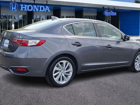 Used 2017 Acura ILX image 8