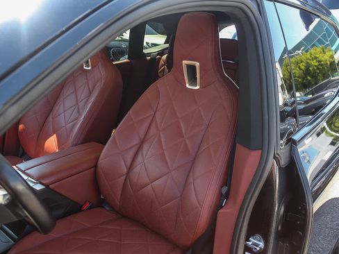 Used 2024 BMW iX xDrive50 w/ Premium Package AWD/4WD image 25