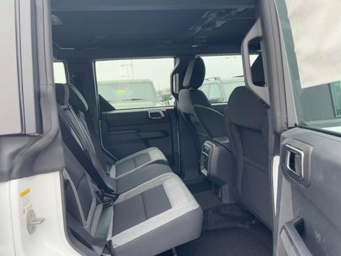 New 2025 Ford Bronco Base 4 Door 4x4 image 5