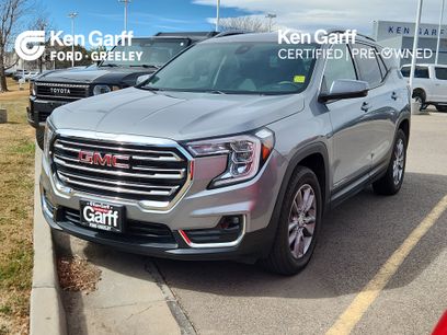 Used 2024 GMC Terrain SLT