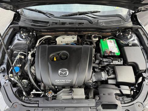 Used 2016 MAZDA MAZDA3 i Touring image 17