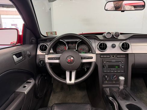 Used 2005 Ford Mustang GT Premium RWD image 62
