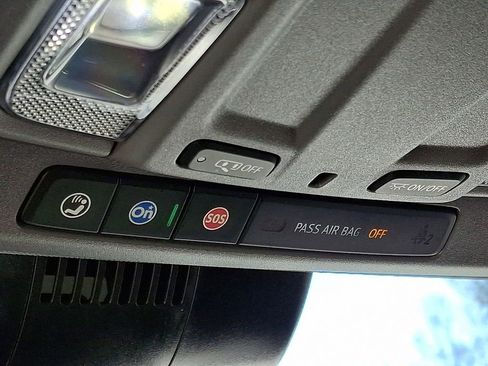 Certified 2025 Chevrolet Silverado 1500 Custom image 26