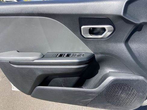 Used 2025 Kia K4 LXS 4D Sedan image 17