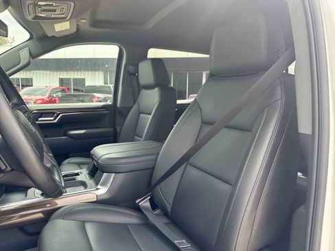 Used 2025 Chevrolet Silverado 1500 LT Trail Boss w/ LT Trail Boss Premium Package image 8