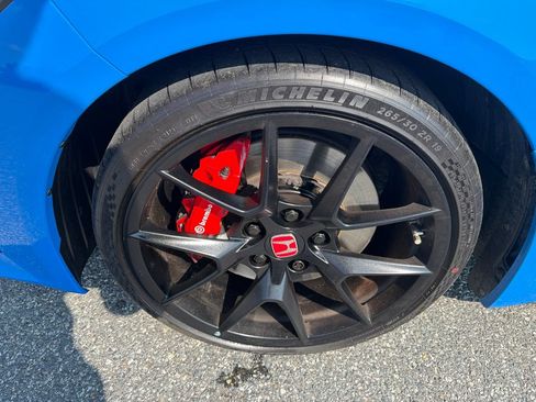 Used 2025 Honda Civic Type R image 12
