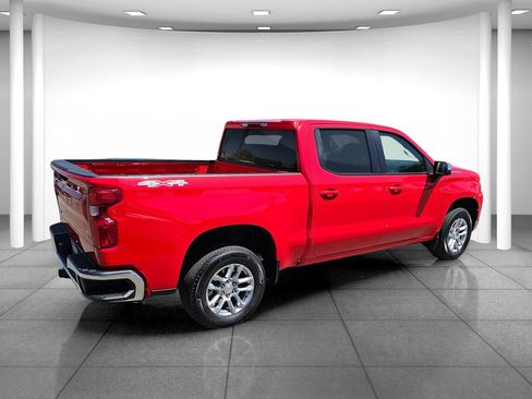 Used 2025 Chevrolet Silverado 1500 LT AWD/4WD image 6